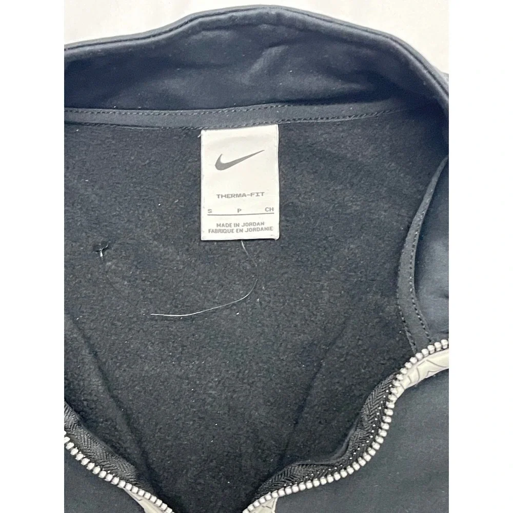 Nike‎ Women's Therma 1/2-Zip Graphic Training Crew CU5710-011 Size M Black/White